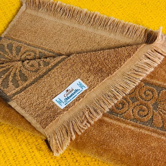 Vintage 70s CANNON Monticello Bath Towel 22"x45": Mocha Brown Reversible Floral - Picture 8 of 10
